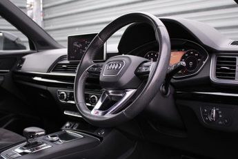 Audi Q5 TDI QUATTRO S LINE