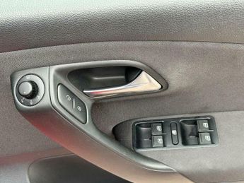 Volkswagen Polo 1.4 Match Hatchback 5dr Petrol DSG Euro 5 (85 ps)