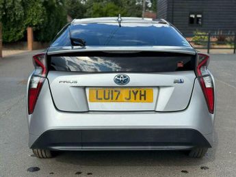 Toyota Prius 1.5 Saloon 4dr Petrol Hybrid CVT (120 g/km, 70 bhp)