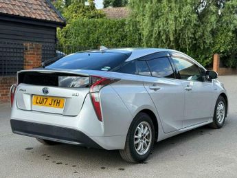 Toyota Prius 1.5 Saloon 4dr Petrol Hybrid CVT (120 g/km, 70 bhp)