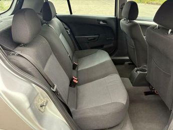 Vauxhall Astra 1.6i 16v Club 5dr