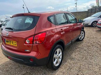 Nissan Qashqai 2.0 Acenta CVT 5dr