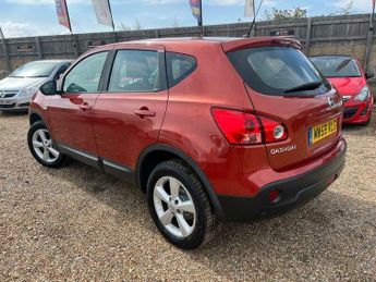 Nissan Qashqai 2.0 Acenta CVT 5dr