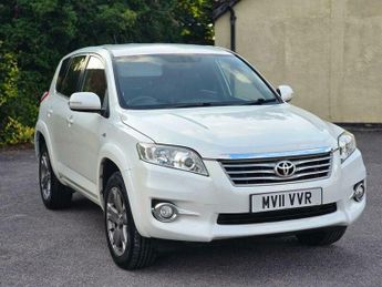 Toyota RAV4 2.2 D-CAT SR Auto 4WD Euro 5 5dr