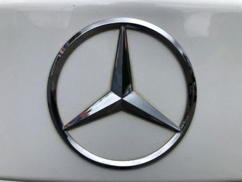 Mercedes C Class C220 BLUETEC AMG LINE PREMIUM PLUS