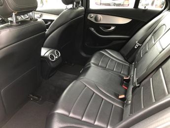 Mercedes C Class C220 BLUETEC AMG LINE PREMIUM PLUS