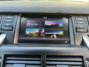 Land Rover Discovery Sport 2.0 TD4 SE Tech Auto 4WD Euro 6 (s/s) 5dr