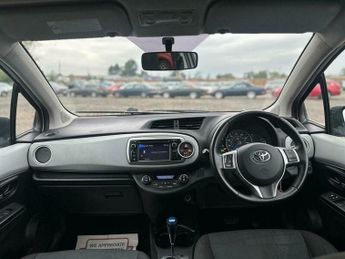 Toyota Yaris 1.5 VVT-h T4 CVT Euro 5 5dr