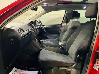 Volkswagen Tiguan 2.0 TDI SEL SUV 5dr Diesel DSG Euro 6 (s/s) (150 ps)