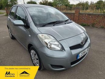 Toyota Yaris 1.33 Dual VVT-i TR Hatchback 5dr Petrol MultiMode Euro 4 (s/s) (