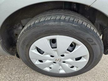 Toyota Yaris 1.33 Dual VVT-i TR Hatchback 5dr Petrol MultiMode Euro 4 (s/s) (