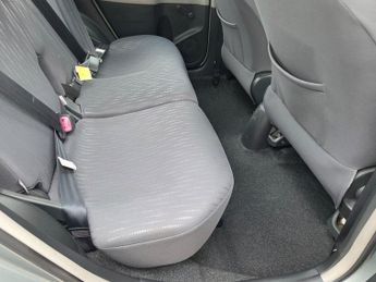 Toyota Yaris 1.33 Dual VVT-i TR Hatchback 5dr Petrol MultiMode Euro 4 (s/s) (