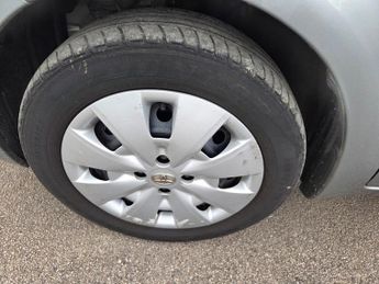 Toyota Yaris 1.33 Dual VVT-i TR Hatchback 5dr Petrol MultiMode Euro 4 (s/s) (