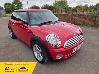 MINI Hatch 1.6 Cooper Hatchback 3dr Petrol Steptronic Euro 4 (120 ps)