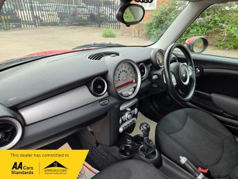 MINI Hatch 1.6 Cooper Hatchback 3dr Petrol Steptronic Euro 4 (120 ps)
