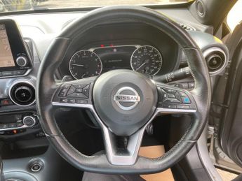 Nissan Juke 1.0 DIG-T Tekna SUV 5dr Petrol DCT Auto Euro 6 (s/s) (114 ps)