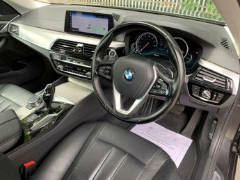 BMW 5 SERIES 2.0 520d SE Auto Euro 6 (s/s) 4dr