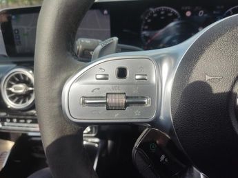 Mercedes AMG 2.0 A35 AMG DCT 4Matic