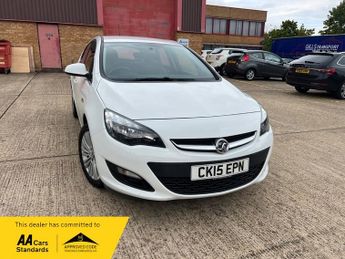 Vauxhall Astra 1.6 16v Excite Hatchback 5dr Petrol Manual Euro 5 (115 ps)