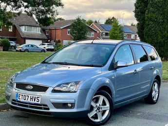Ford Focus 2.0 Titanium 5dr