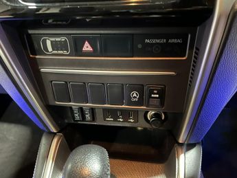 Mitsubishi L200 2.2 DI-D DC Barbarian Auto 4WD Euro 6 (s/s) 4dr