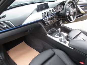 BMW 3 SERIES 320d M SPORT