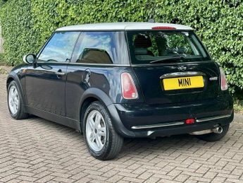MINI Hatch COOPER