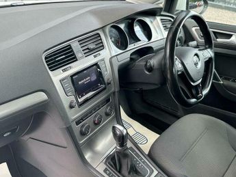 Volkswagen Golf 1.6 TDI BlueMotion Tech Match DSG Euro 5 (s/s) 5dr