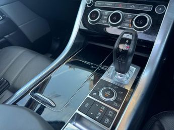 Land Rover Range Rover Sport SDV6 HSE DYNAMIC