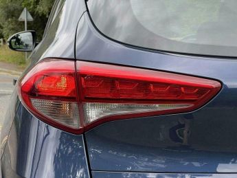 Hyundai Tucson 1.7 CRDi Blue Drive SE Nav DCT Euro 6 (s/s) 5dr