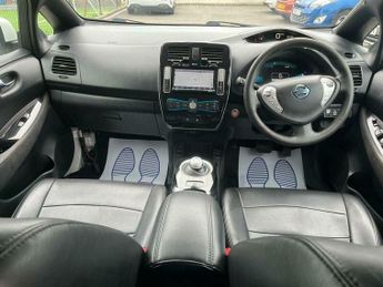 Nissan Leaf 30kWh Acenta Auto 5dr
