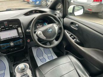 Nissan Leaf 30kWh Acenta Auto 5dr