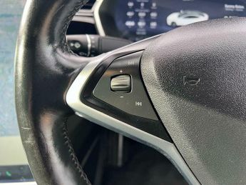 Tesla Model S MODEL S 85D