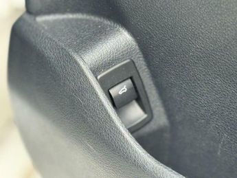 BMW 2 SERIES 2.0 220d M Sport Auto xDrive Euro 6 (s/s) 5dr