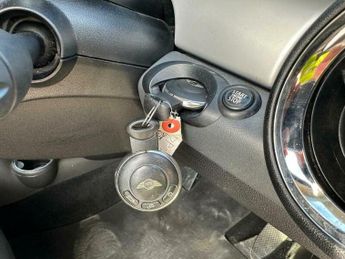 MINI Cooper 1.6 Auto