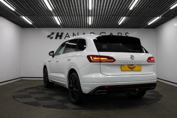 Volkswagen Touareg V6 R-LINE TDI