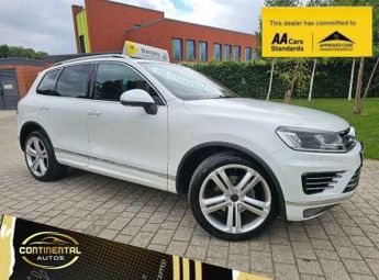 Volkswagen Touareg 3.0 TDI V6 BlueMotion Tech R-Line Tiptronic 4WD Euro 6 (s/s) 5dr