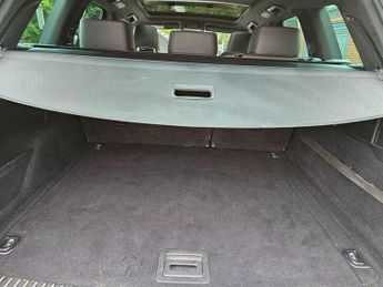 Volkswagen Touareg 3.0 TDI V6 BlueMotion Tech R-Line Tiptronic 4WD Euro 6 (s/s) 5dr