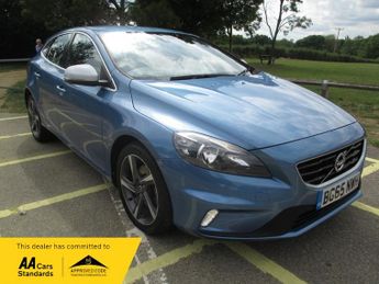Volvo V40 T2 R-DESIGN