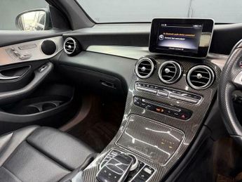 Mercedes-Benz C Class 2.1 GLC250d AMG Line (Premium) G-Tronic 4MATIC Euro 6 (s/s) 5dr