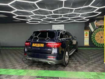 Mercedes-Benz C Class 2.1 GLC250d AMG Line (Premium) G-Tronic 4MATIC Euro 6 (s/s) 5dr