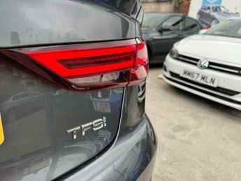 Audi A3 1.5 TFSI CoD 35 Black Edition S Tronic Euro 6 (s/s) 4dr