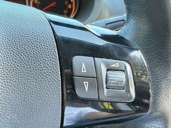 Vauxhall Corsa 1.4i 16v SE 5dr (a/c)