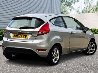Ford Fiesta 1.4 Zetec 12 MOT Low Milage Low Insurance With 15-Mnths Warranty