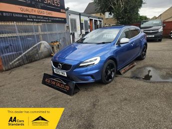 Volvo V40 T2 R-DESIGN EDITION