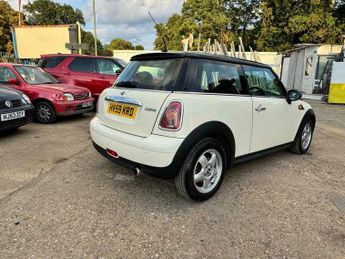 MINI Hatch 1.6 Cooper Steptronic Euro 4 3dr