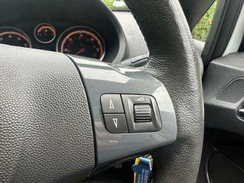 Vauxhall Corsa SE AUTOMATIC