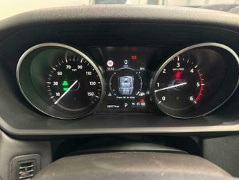 Land Rover Discovery 3.0 Discovery First Edition TD6 Auto 4WD 5dr