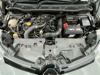 Renault Captur 1.2 TCe ENERGY Dynamique Nav Auto Euro 6 (s/s) 5dr