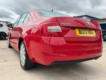 Skoda Octavia 2.0 TDI Elegance DSG Euro 5 (s/s) 5dr